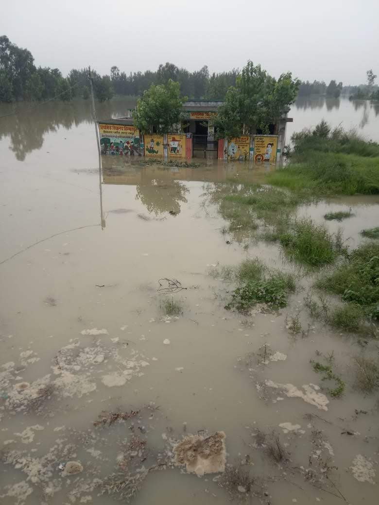 #boycottऑनलाइनहाज़िरी
#BasicEducation
#UpBasicSchool
<a href="/basicshiksha_up/">Department Of Basic Education Uttar Pradesh</a>
<a href="/myogiadityanath/">Yogi Adityanath</a>
<a href="/myogioffice/">Yogi Adityanath Office</a>

रास्ते है क्रिटिकल 
उपस्थिति डिजिटल 
जिम्मेदार कौन.....?
ऑनलाइन उपस्थिति किसी भी स्थिति में व्यहारिक नहीं है, न ही हमें स्वीकार है।