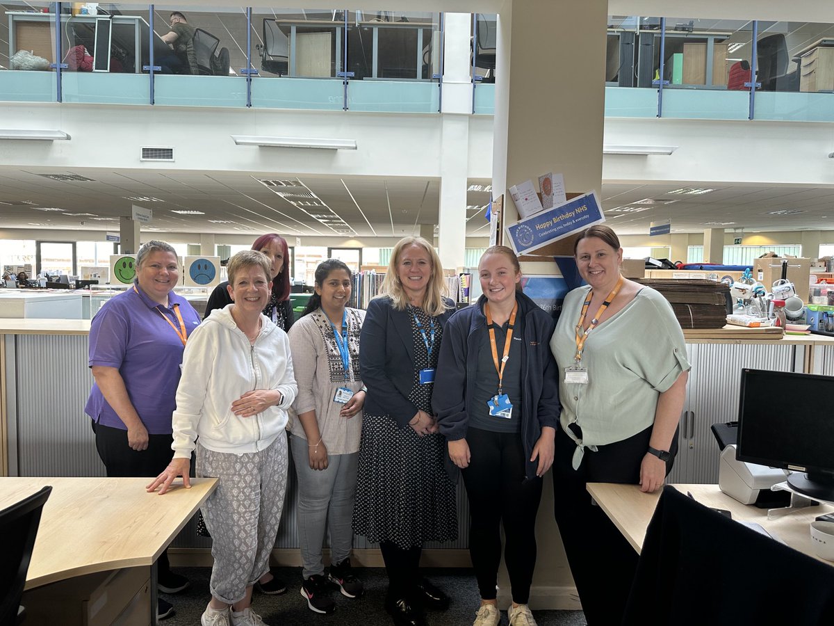Kimberley_S_J's tweet photo. Huge thank you to all the teams at Waterside Sale #PatientsAndFamiliesFirst #GreatToMeetYouAll #InnovativePractice #ThankYouForYourTime ⁦@alanil1⁩ https://t.co/yf8enBHGBf