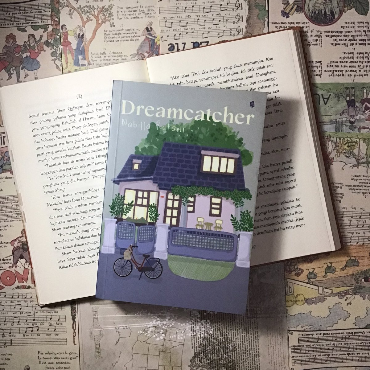 qntspov's tweet image. [Help RT]

WTS preloved books

📖 Dreamcatcher (Nabilla Rutami, Bukune) 50k
📖 Twenty-Four Eyes (Sakae Tsuboi, bukugpu) 45k

bisa co oren dan ijo 🫶🏻

#zonajajan #prelovedbooks