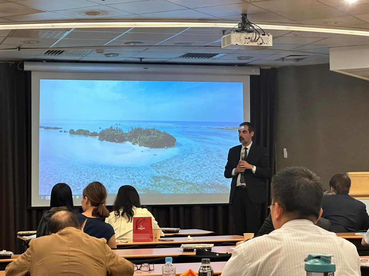 DAVID CARRACEDO CALV tweet media