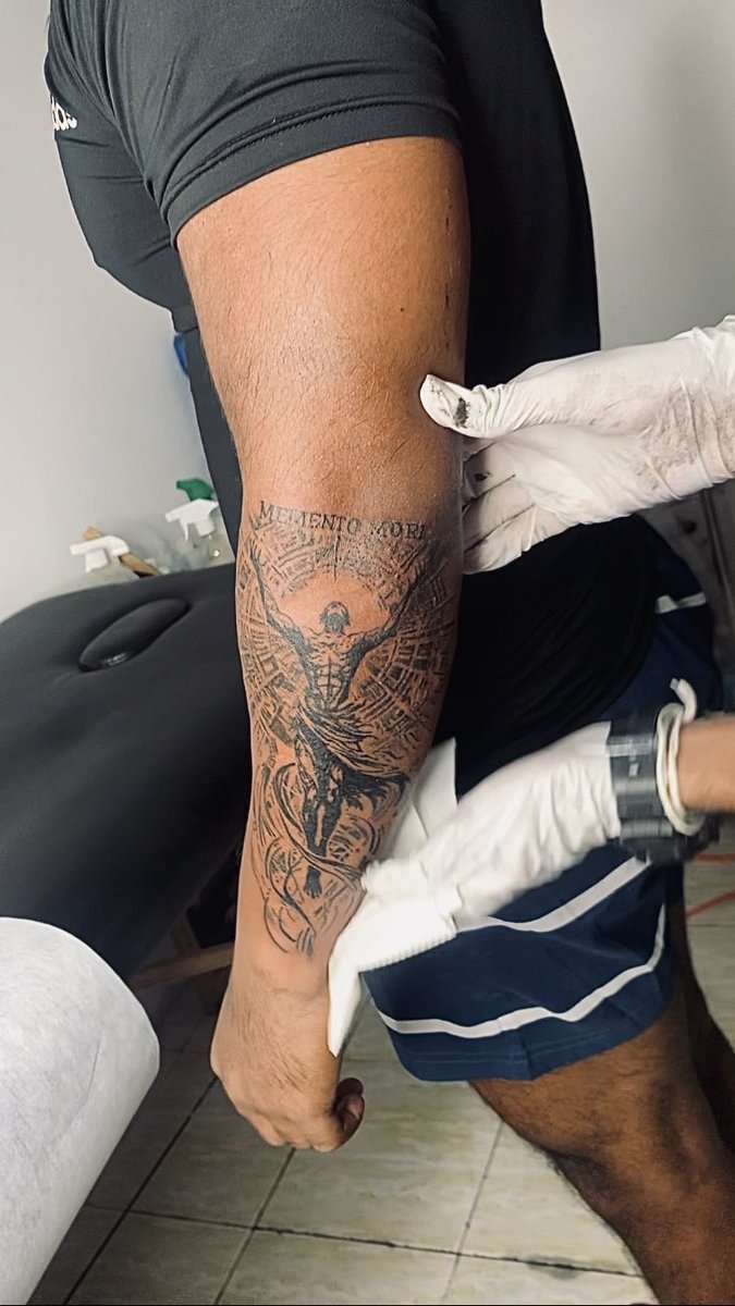 kinginkstudio's tweet photo. Book Your Appointment Now Tattoo Artist π©βπ¨- @avishadissanayaka
#finelinetattoos #tattoostyle #tattoosketch #tattoosandflash #tattoosandmuscles #inkart #howto #education #intructor #youtube #instegram #srilanka #studio #musumes #artgallery #inkdrawing #inktattoo #inkedgirls https://t.co/2uHQlXKEFY