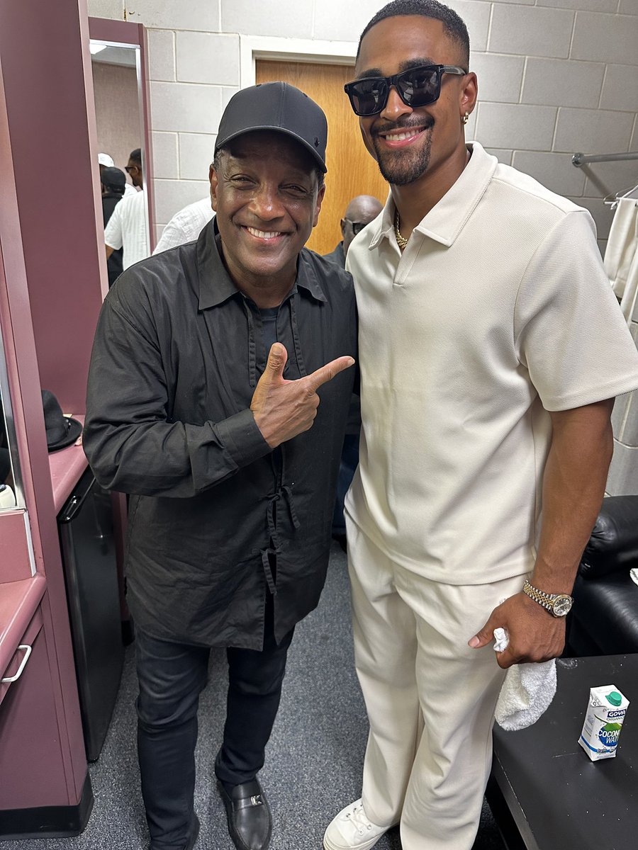 Donnie Simpson tweet media