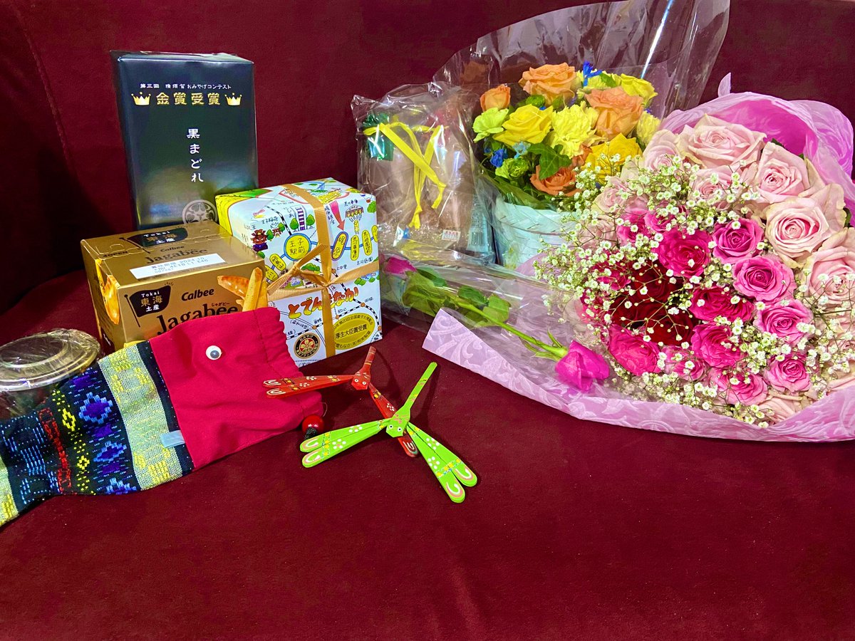 あら！間違えて添付する写真が被ってしまっている！

こちらを載せたかったのだ💐🌹🤍🤍🤍