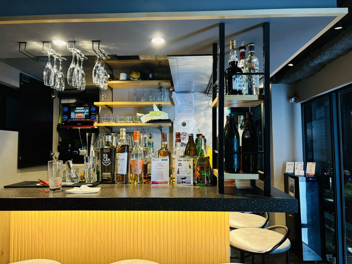 soryudias's tweet photo. ロマサガ民がやってるBARに来ました！
KARAOKE &amp; BAR 竹

楽しかったー！
西武新宿駅から徒歩ですぐ！

是非是非！

https://t.co/VU34wlTLIu

#BAR
#いいお店 https://t.co/xEE8gZqJSf