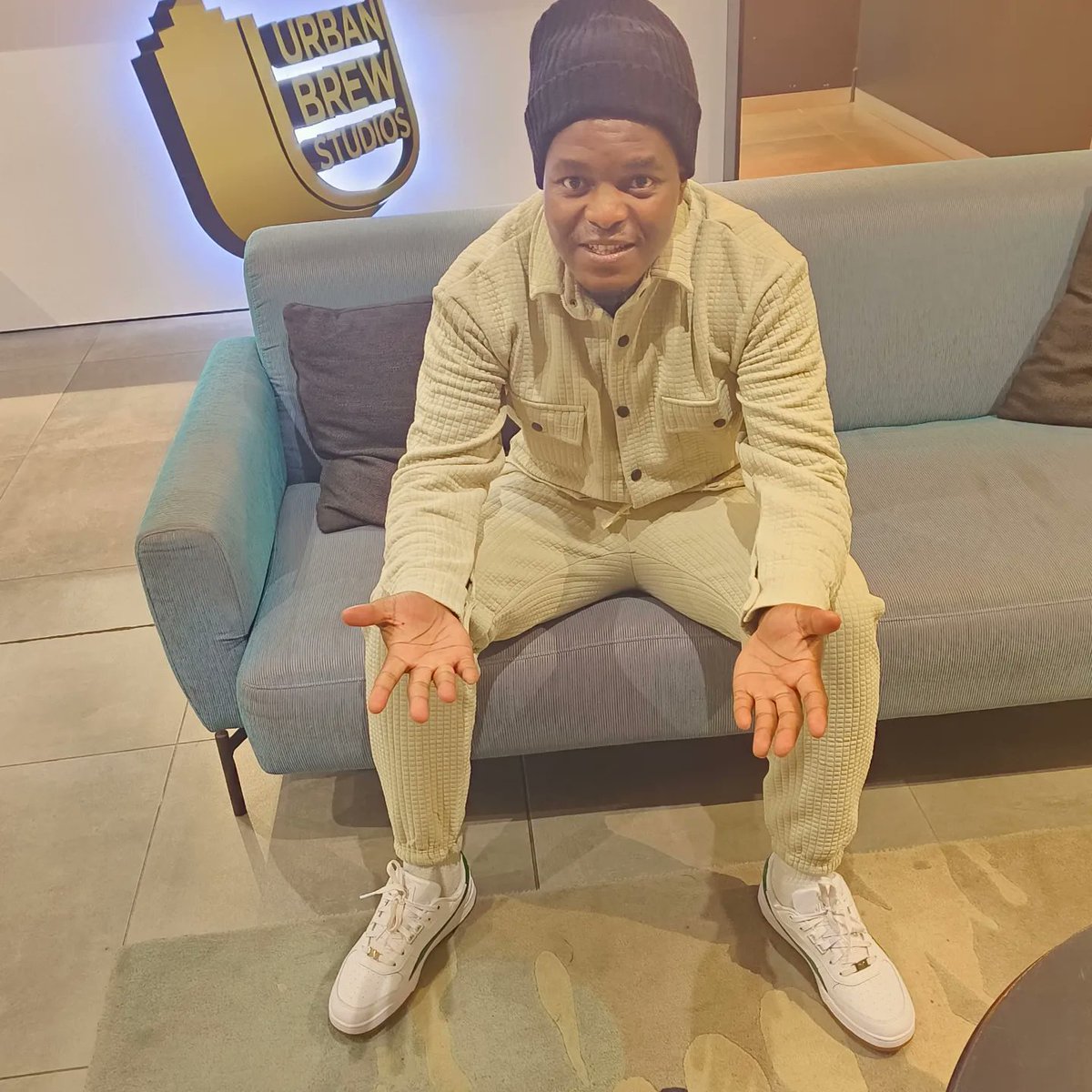 AyandaN03550681's tweet photo. No Pain,No Flowers.🫶❤️🙏

#AyandaNxele
#actor 
#singer https://t.co/Eg7Bjk7cJr