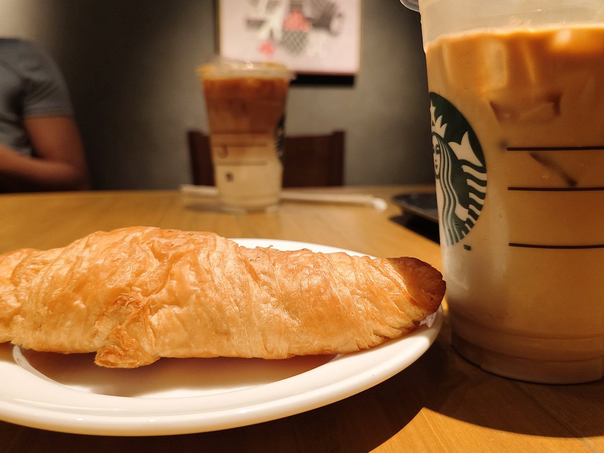 takelyf daw kmi,.. 🤣😅🤣

#CoffeeTime 
#ChilliBeans