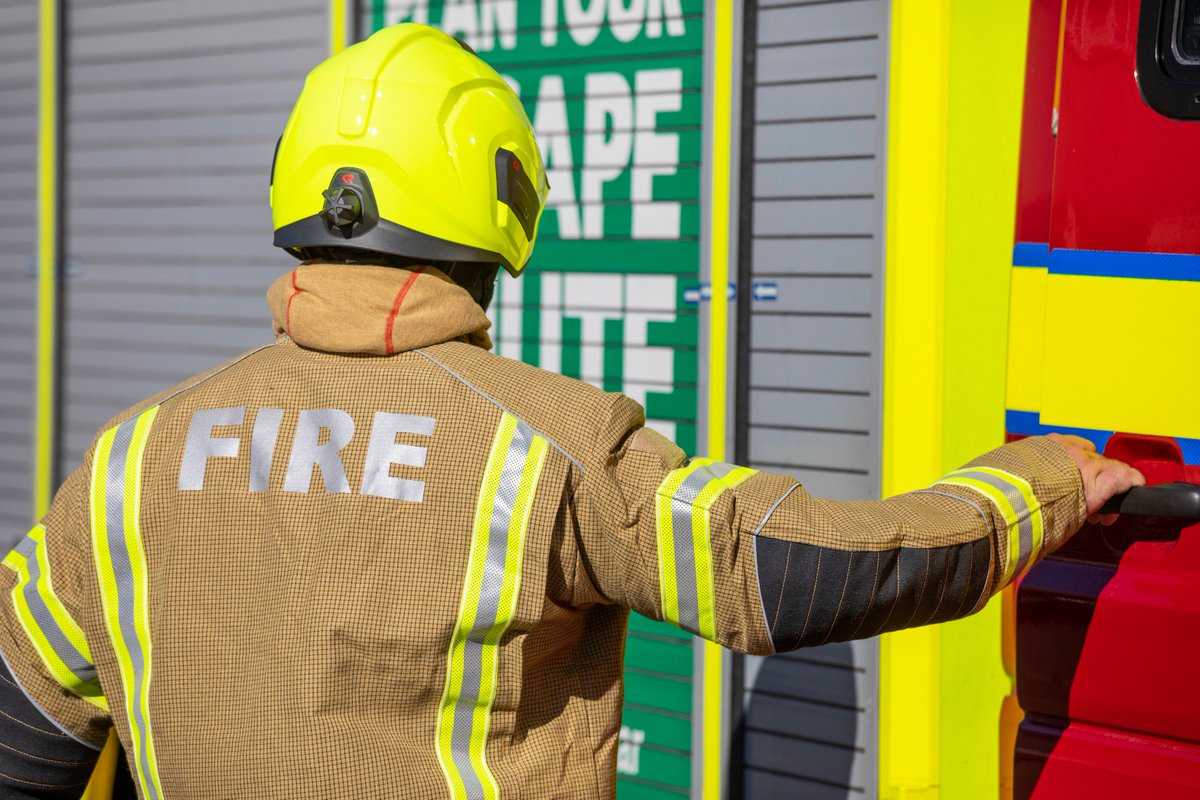 Firefighters have issued a reminder of their lithium-ion battery safety advice following a car workshop fire  in #Tottenham.

Learn more: orlo.uk/zz4jo