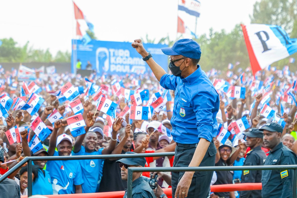 rpfinkotanyi's tweet photo. Over 280,000 supporters from Kayonza district welcomed our Candidate President Paul Kagame in his campaign rally at the Nyagatovu site. 

#ToraKagame24 https://t.co/Z057gleMLh