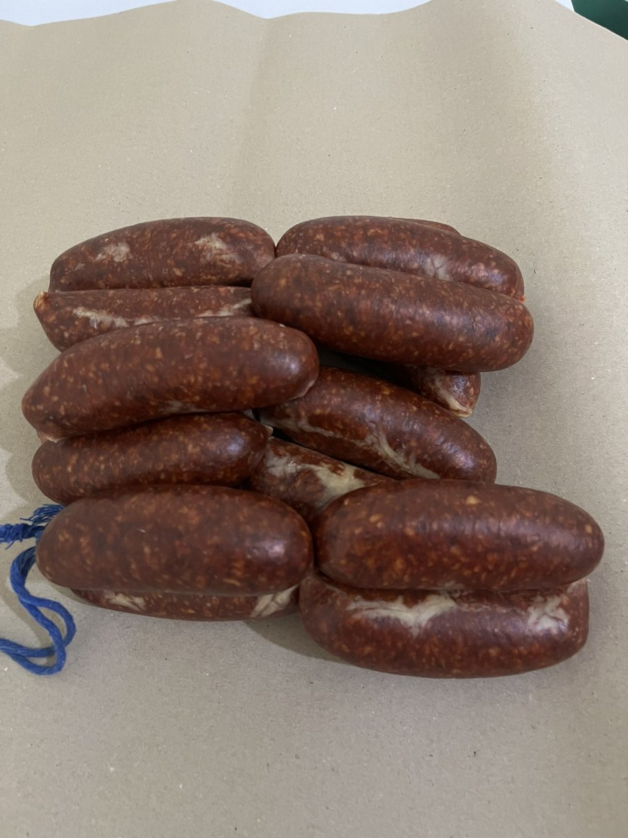 Bugün sucuk indirimde.
Yüzde yüz dana eti.
Nitratsız.
Başkalarına ulaşması beğeni rt yaparsanız sevinirim 🙏