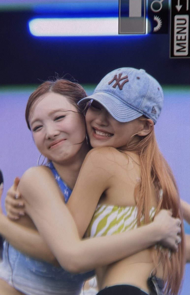 240707 waterbomb 나연 preview

#트와이스 #TWICE #나연 #NAYEON #ナヨン
#키스오브라이프 #쥴리