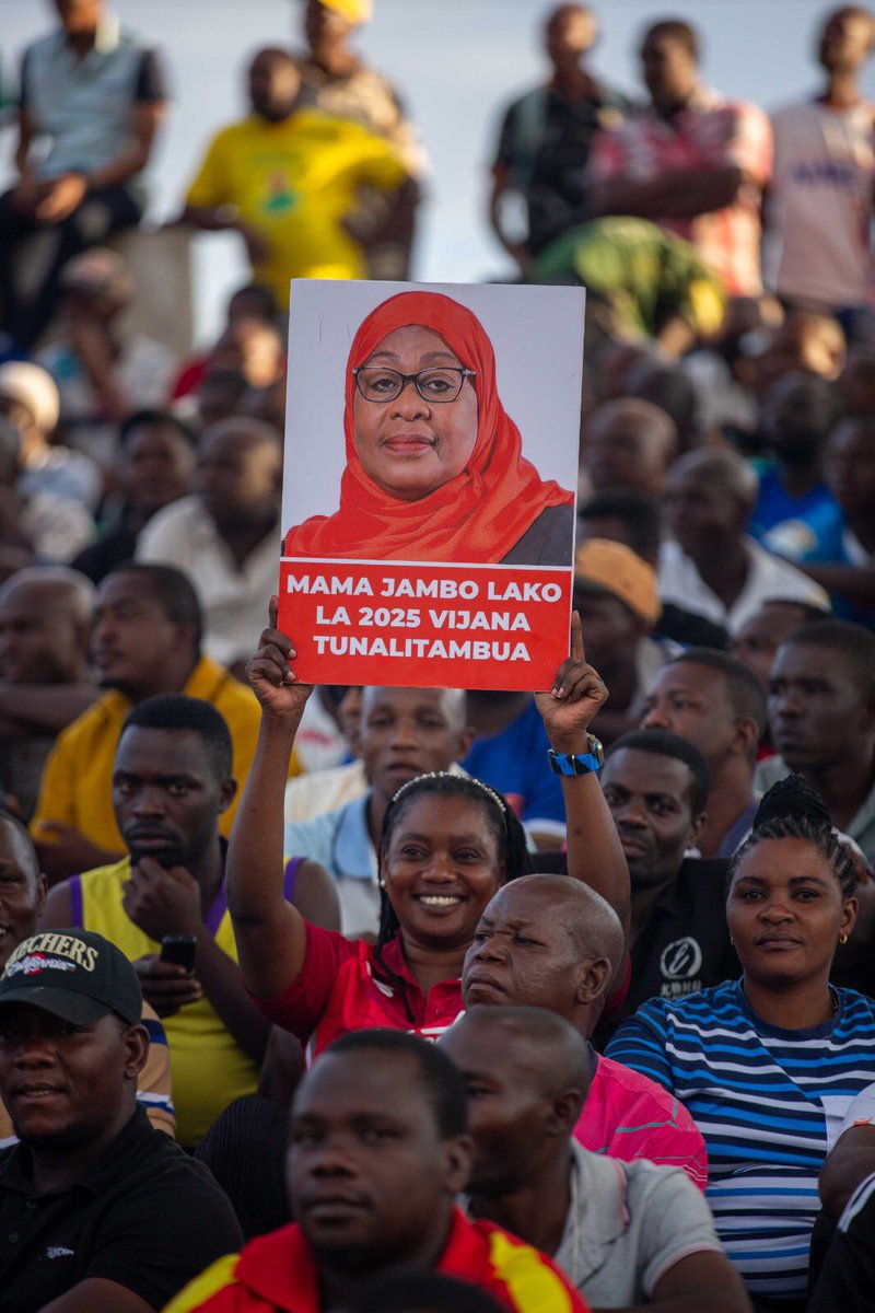 ALugandu's tweet photo. Dar-Morogoro-Dodoma kwa bei rafiki kwa watumiaji pamoja na kuwalea wafanyabiashara wa masokoni kama akina MAMA.
MASOKO NA MAMA SAMIA MWENDO MDUNDO 2025 ni โ
#FRIENDSOFSAMIA https://t.co/P9QSrsxcoB