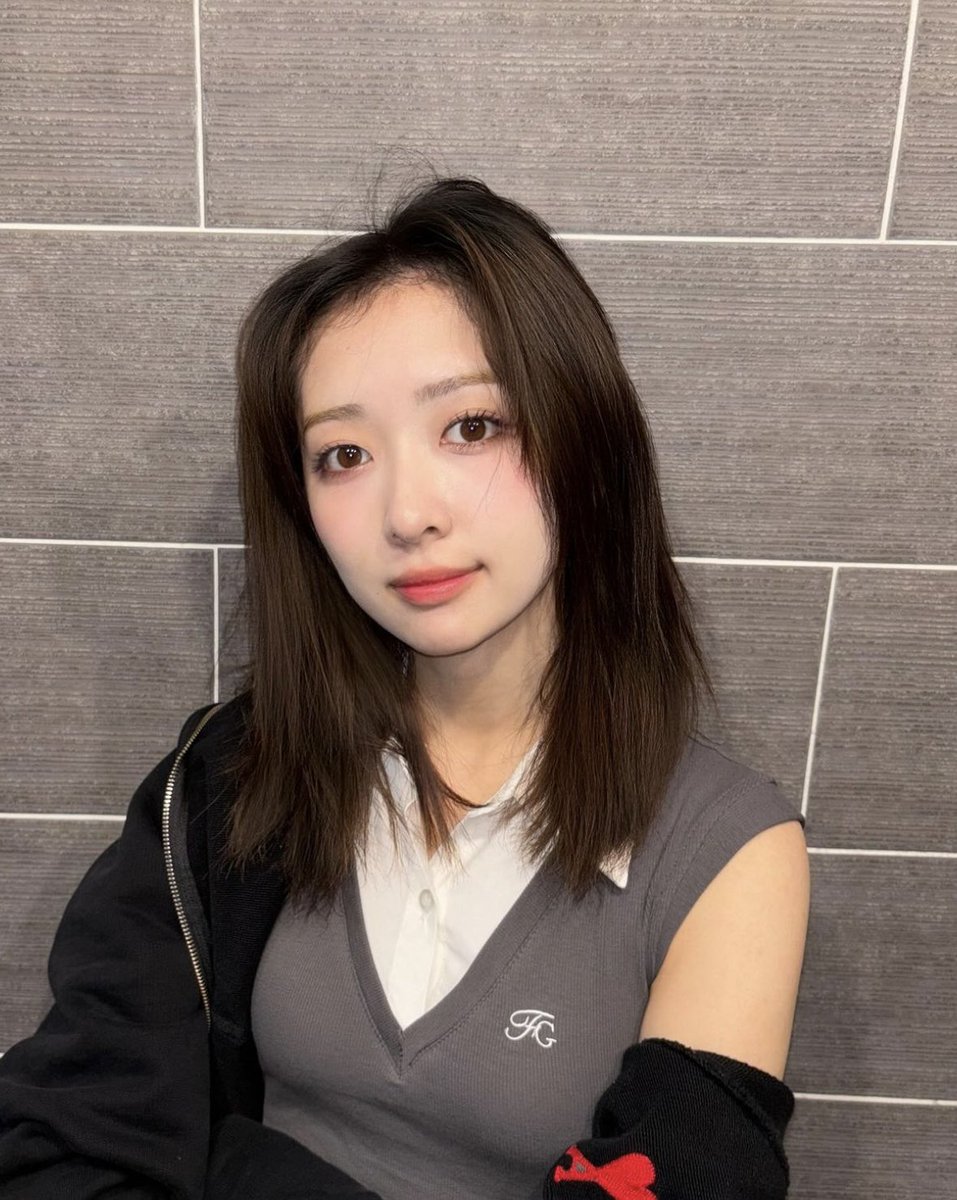 produce_0109's tweet photo. メイクの調子がいい美優ちゃん🥹

#いとみゆの妖精日記

#라임라잇 #LIMELIGHT #ライムライト 
#미유 #MiU #みゆ #伊藤美優 #143ent https://t.co/EeIdmmS9Pw