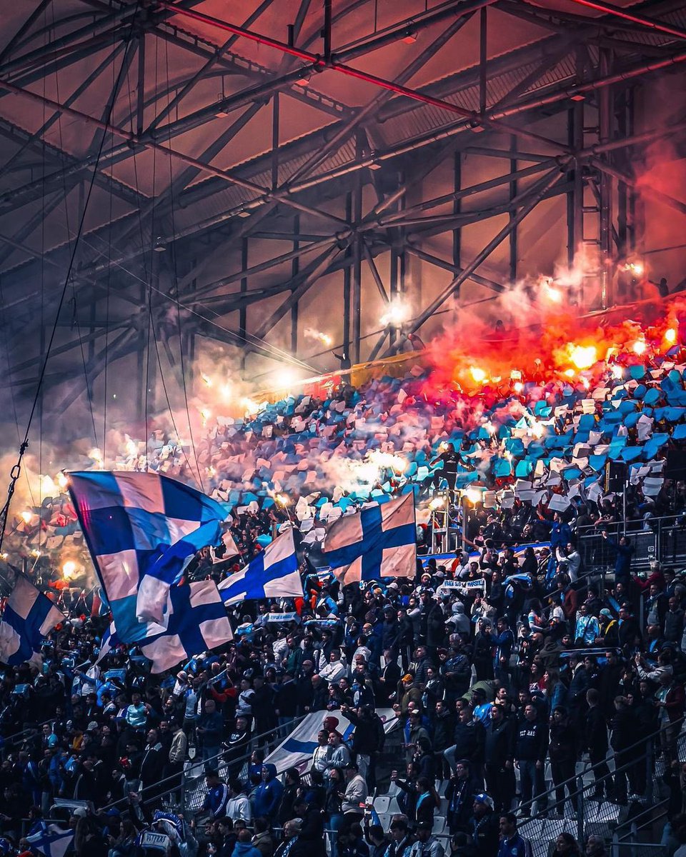 Embou_13's tweet photo. Même Kylian Mbappé ancien joueur du psg confirme aujourd'hui que le stade Vélodrome a une ambiance incroyable.

Mais selon certains Twittos ce n’est que du bla-bla, qui croire ?

Je sais, tu sais, il sait, nous savons, vous savez, ils savent. https://t.co/yK7r40OL8A