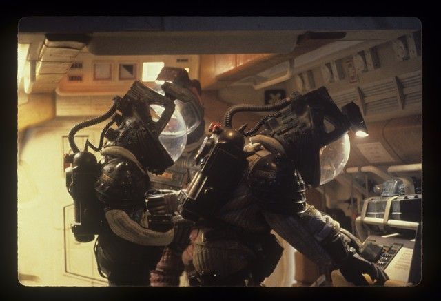 chazlip9's tweet photo. Bob Penn Alien Diaries 1979, Photography and behind the scenes

Looking back on the legends who started it all @alienanthology 

#BobPenn #AlienDiaries #BehindTheScenes #ProductionPhotography #PracticalEffects #VisualEffects #CharlitoProject https://t.co/mhdPw2jBa4