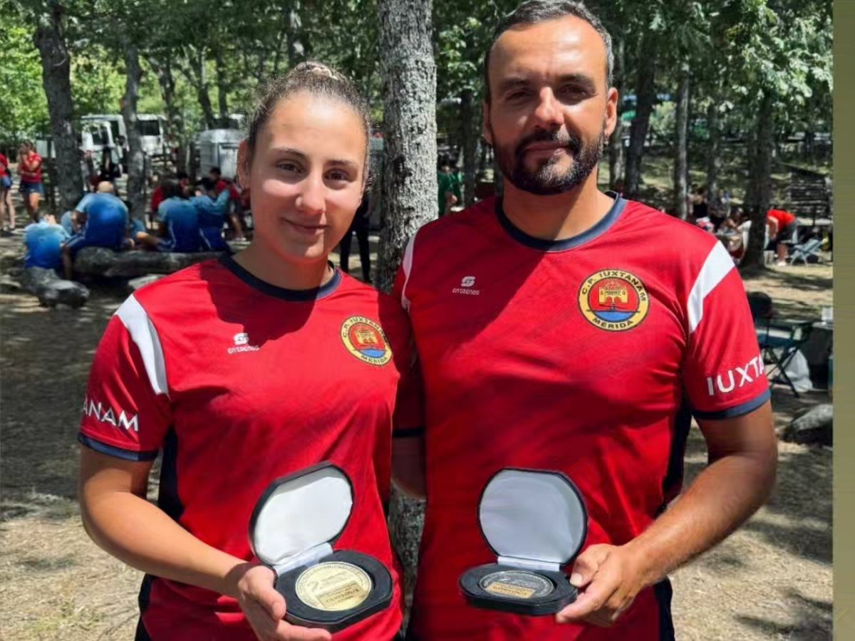 piraguismoextre's tweet photo. 🚣🏽‍♀️ REGATA INTERNACIONAL DE SANABRIA 2024.🚣🏽‍♀️

Un año más contamos con la representación de nuestros K4 masculino y femenino, acompañados del técnico de esta federación @JulilloK .

Cuyos resultados en la jornada del sábado han sido:

🥈 Plata para K4 Femenino.
6️⃣ K4 Masculino. https://t.co/ffffergv41
