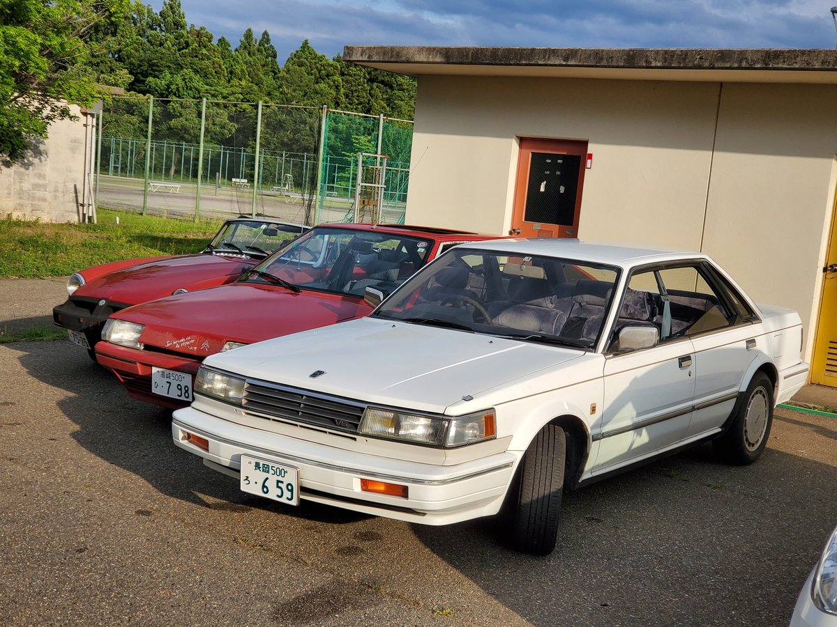cusp_tv's tweet photo. ついに私の車3台が揃った写真が撮れました！

いやぁ、、、渋い🤣

これから3台体制で参りますので、イベント等でお見かけした際はお声がけ下さい🙇 https://t.co/PGtwv3GFiM