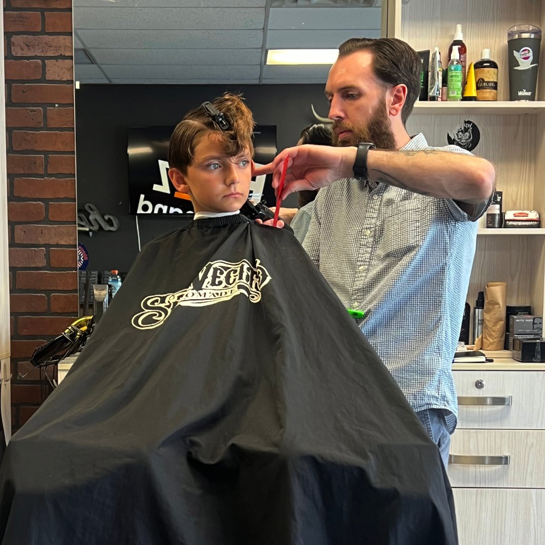 💈Finding a great barber is the key to a joyful life! #barber #barberlife #barbershop #barberlove #haircut 
#hairstylist #hairstyle #menstyle #barbershopnearme #barbershopconnect #mensfashion