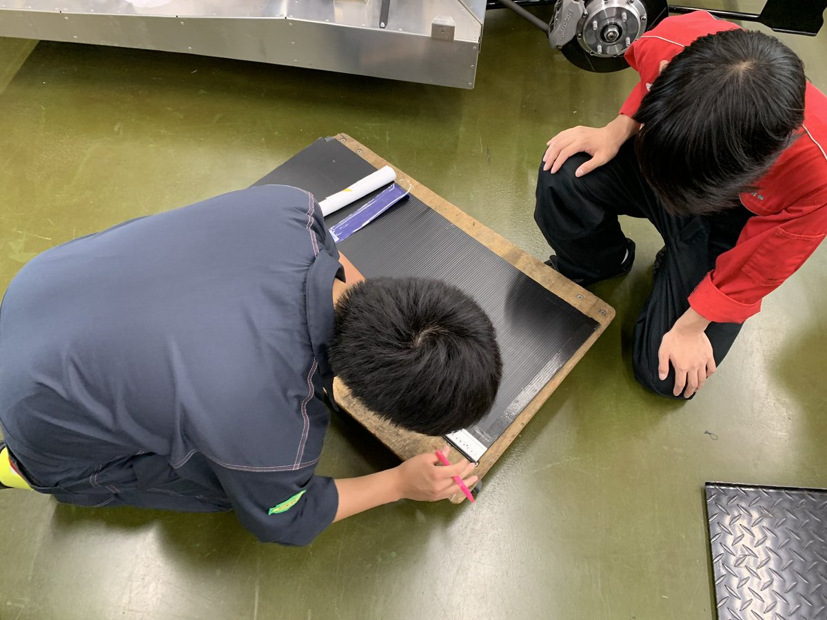 83_era_r's tweet photo. ついでで良いのでちょっとだけ私の応援��してくれると嬉しいです🤫
#静岡工科自動車大学校
#SATSMSC
#Motys
#黒兵衛
#FCRVitz
#富士チャンピオンレース
#有限会社ベガ
#ProjectEra https://t.co/mFBFNj0vM2