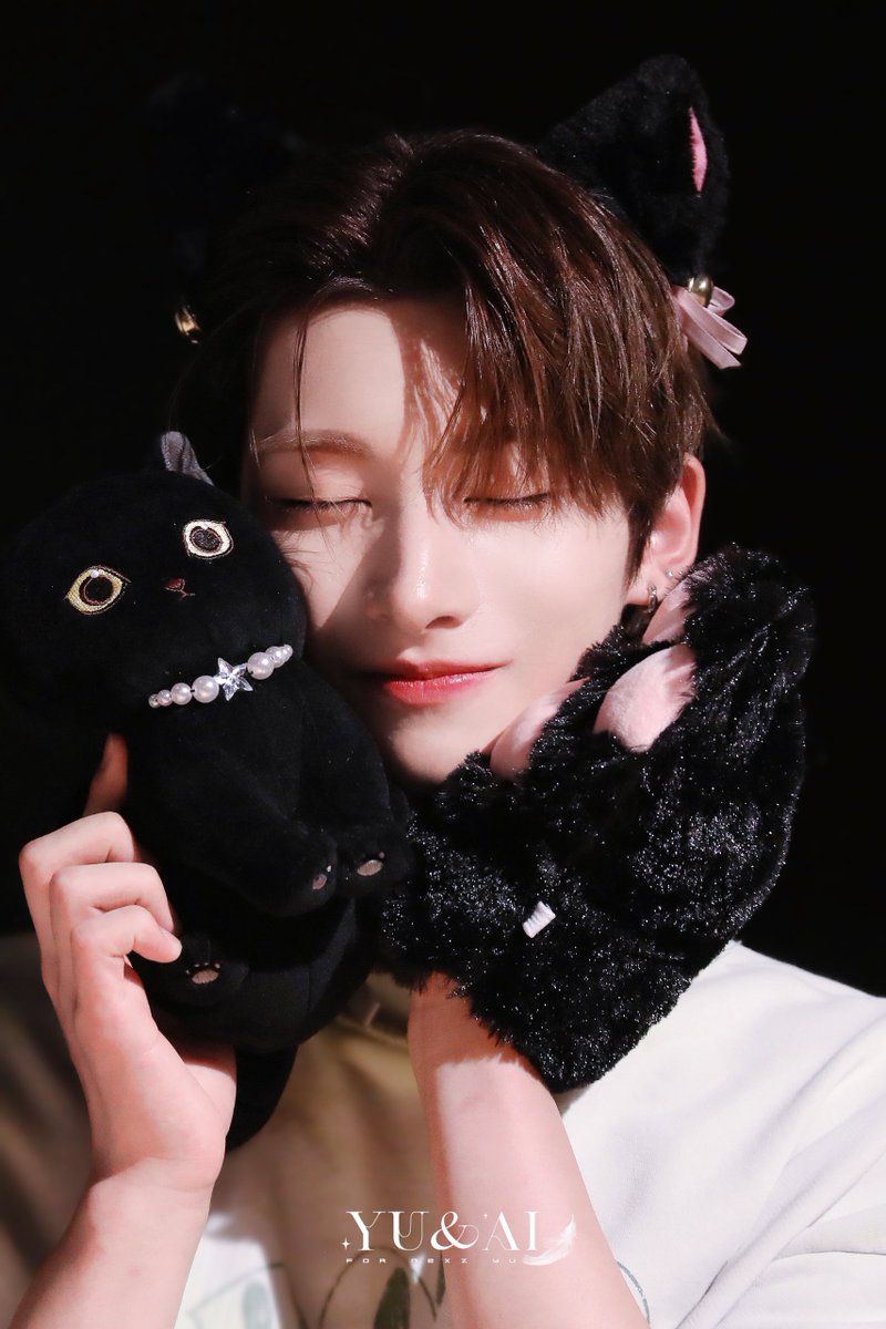 240623 FANSIGN HQ2 黒猫の神様🐈‍⬛ #NEXZ #넥스지 #ネクスジ #YU