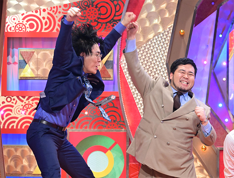 abcowaraigp's tweet image. 🏮#ABCお笑いグランプリ 2024🏮
568組の挑戦者の中から王者に輝いたのは…

˗ˋˏ👑 #令和ロマン 👑ˎˊ˗

asahi.co.jp/owarai/