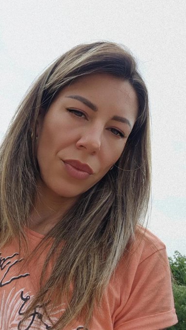 Buongiorno tesorini 🌞🥰buona domenica 💋💋💋 https://t.co/qvXr7XWIDR