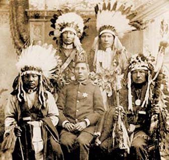 Listen <a href="/EmpirePodUK/">Empire: World History</a> as <a href="/tweeter_anita/">anita anand</a> and William are joined by Karl Jacoby to discuss the interactions between Native Americans, settlers, and the US army in the latter half of the nineteenth century.
linktr.ee/empirepoduk