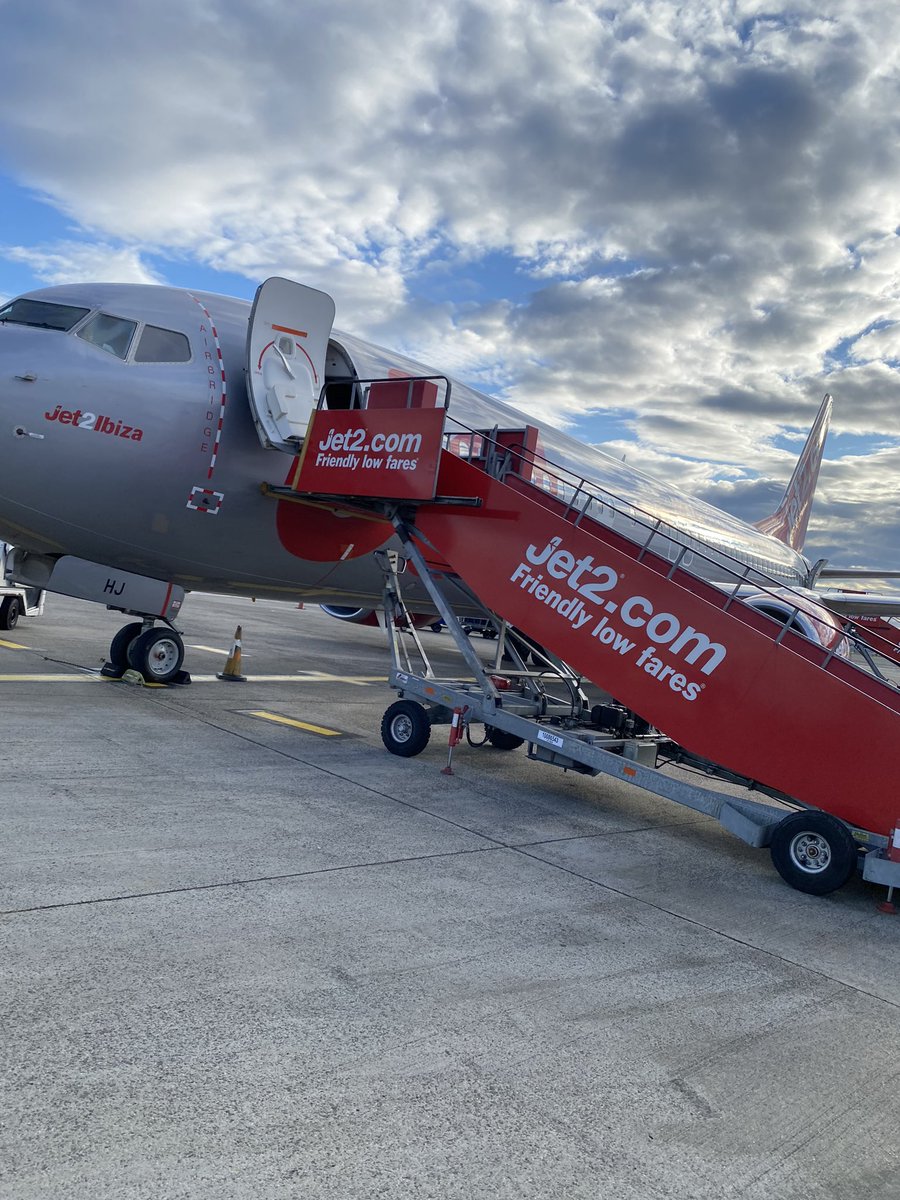 Catch flights, not feelings ☀️✈️