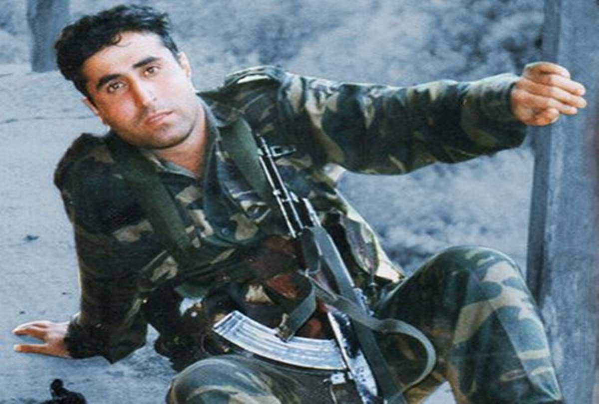 Your leadership, bravery, Your humbleness, Your camaraderie ad Your fight wil inspire generations. Thank U for making Us beleive in the phrase "Yeh Dil Mange More'

#CaptVikramBatra #KargilWar 🇮🇳