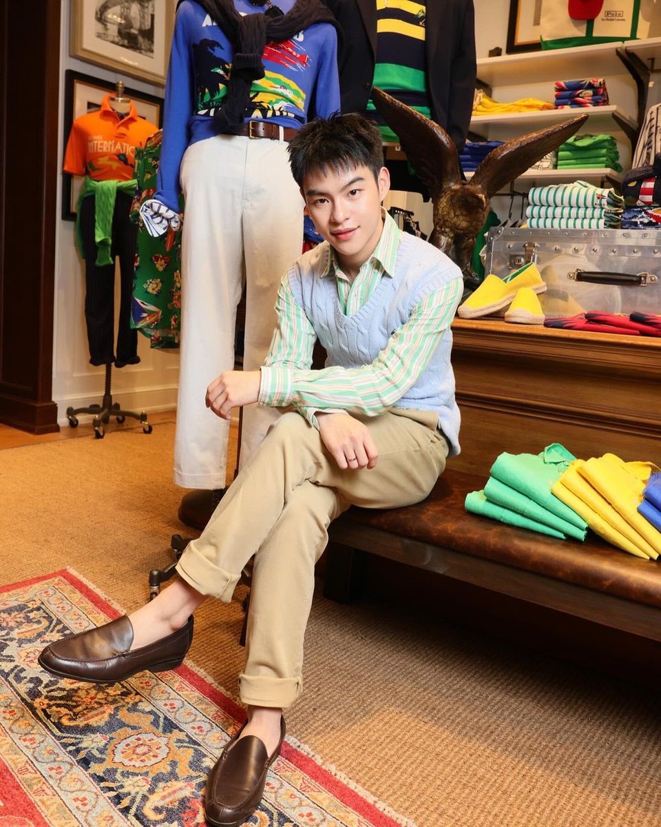 ohhooes's tweet photo. มาร์คคริสคือหล่อเกิน https://t.co/SSqPyLg8zV