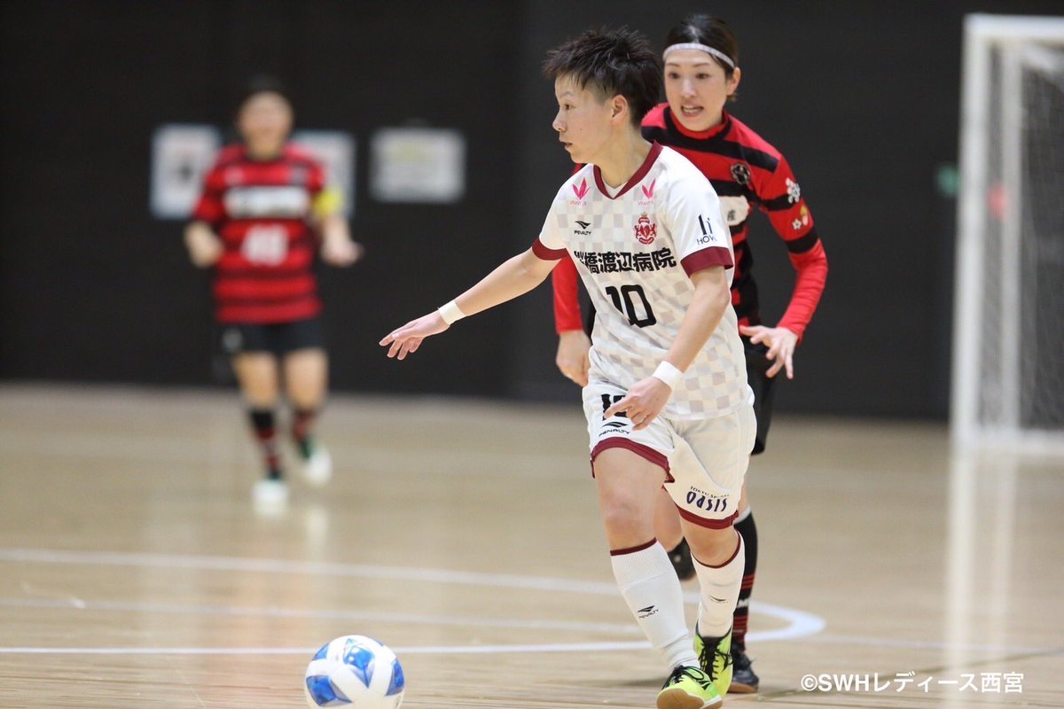 cocospo_futsal's tweet photo. ⚽️スクール休館日ゲームDAY⚽️
⭐️7月15日(月・祝)18:15〜19:30
SWHレディース西宮の選手がココスポーツにやってきます😆✨
スペシャルゲストはこちら💁♀️
#17 淺井智恵 選手
#10 網城安奈 選手
#14 尾川奈穂 選手
皆様のご参加お待ちしております❗️
#フットサル
#SWHレディース西宮
#えすだふ https://t.co/XhHIL3J0bz