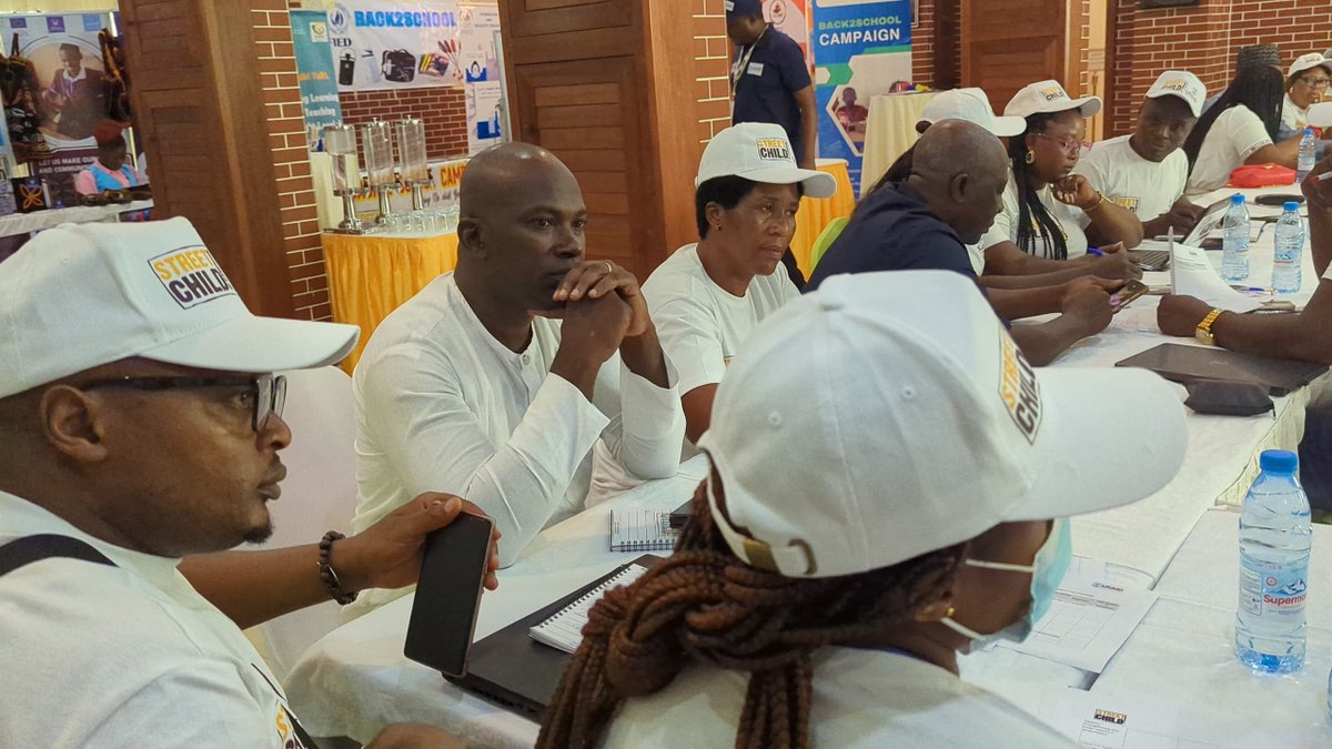 SudahserF's tweet photo. Sustainable development and Humanitarian Services Foundation (SUDAHSER) taking part in the launching of the ELLIE project which is aim at elevating local leadership in emergencies in partnership with Street child
#streetchild
#streetchildofCameroon
#usaid
#sudahser https://t.co/uyeif58YhS