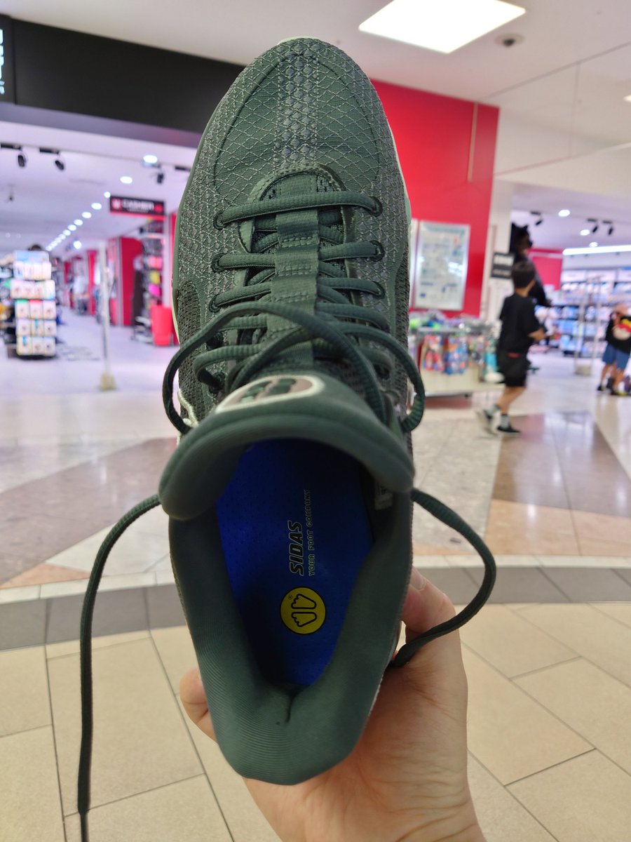 aoakadaisuki's tweet image. そういえばこないだSABRINA1にSidasのインソール入れたの今日使ったけどホント足とシューズの一体感が感じられて足裏の疲労感も軽減されて良いことずくめだった👌
#Sidas #インソール
#SABRINA1