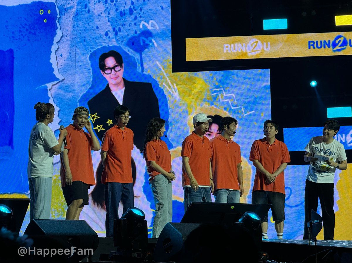 HappeeFam's tweet photo. RUNNING MAN “RUN 2 U” IN MANILA was absolutely epic! It was a memorable experience for all PH Runners💙🧡

Thank you @pulpliveworld for making it possible to bring them back here in the Philippines ❤️

#RUN2UinMANILA https://t.co/bhPotBwW5x