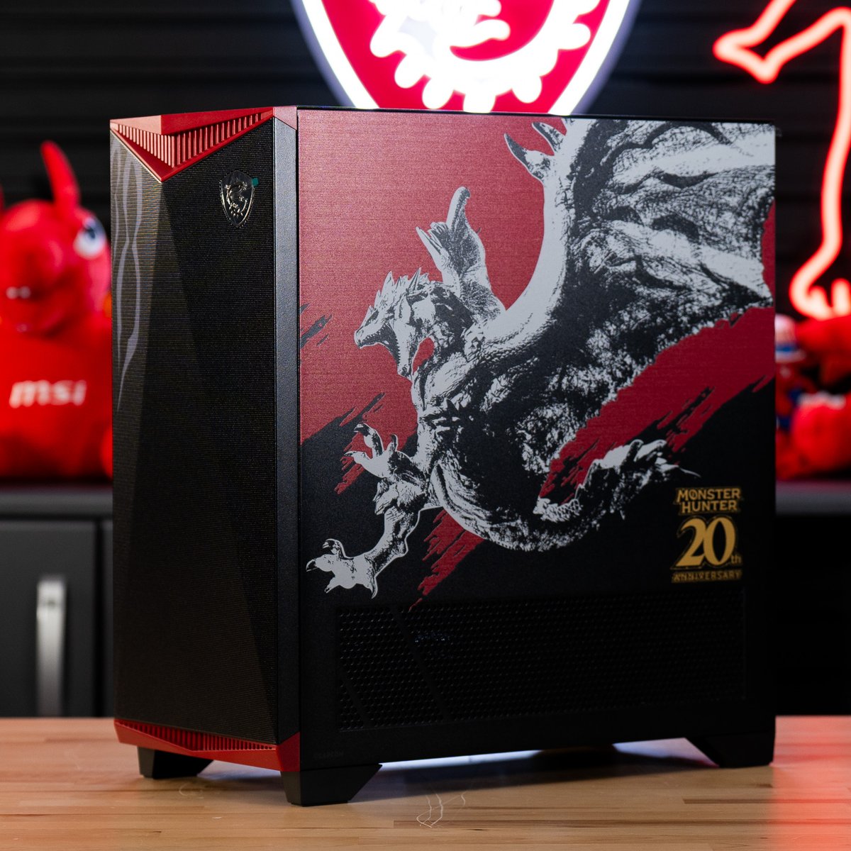 ?? Embark on your hunt with the limited edition Monster Hunter 