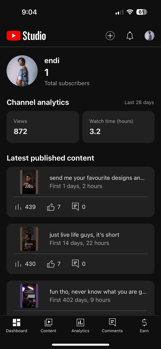 endi1808_'s tweet photo. got my first subscriber also oye https://t.co/aYcmXYux2R