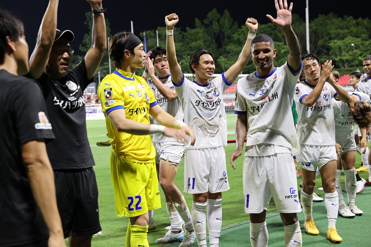 【#トリテン 更新】#trinita #大分トリニータ #三位一体 

#勝利へのカギ にJ2第23節A #いわきＦＣ  戦で自身のプロ初ゴールでもある決勝弾を挙げた #キム・ヒョンウ 選手の記事を掲載しました🖊️

【インタビュー】FW 41 キム・ヒョンウ「耐えてくれたみんながいたからこそ」
oita-trinita.co.jp/toriten/key/20…