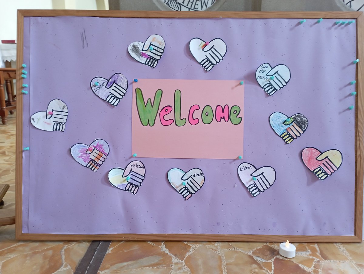 OlolLiturgy's tweet photo. #14thSundayinOrdinaryTime Jesus goes back to his home town to tell everyone about God's message of love. Very few welcomed Jesus back. We thought about how we welcome people into our lives. @ourladyoflourd1 @BCPP__ @BhamDES @RCBirmingham https://t.co/kCxs0ute0E