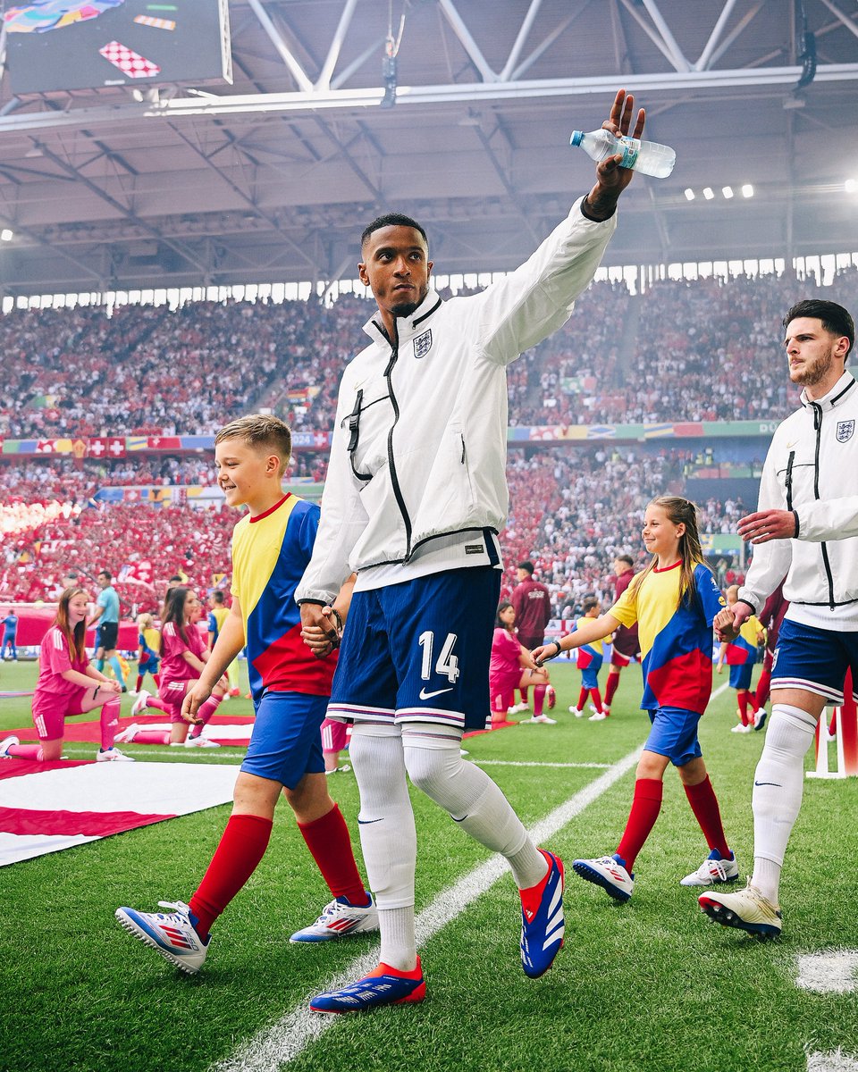 AVFCOfficial's tweet photo. Proud of you, @EzriKonsa. 💜 https://t.co/gYbXPyMu7T