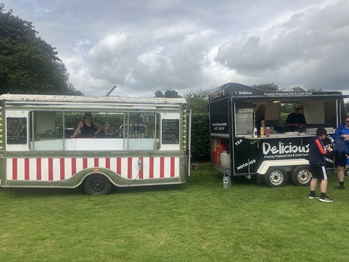 Big thanks to Stu and the team for providing hydration and nutrition for the day 🍔🍔🍻🍾