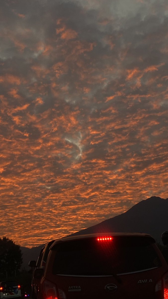 hary_potah's tweet image. Senjanya indah tapi tidak di dalamnya