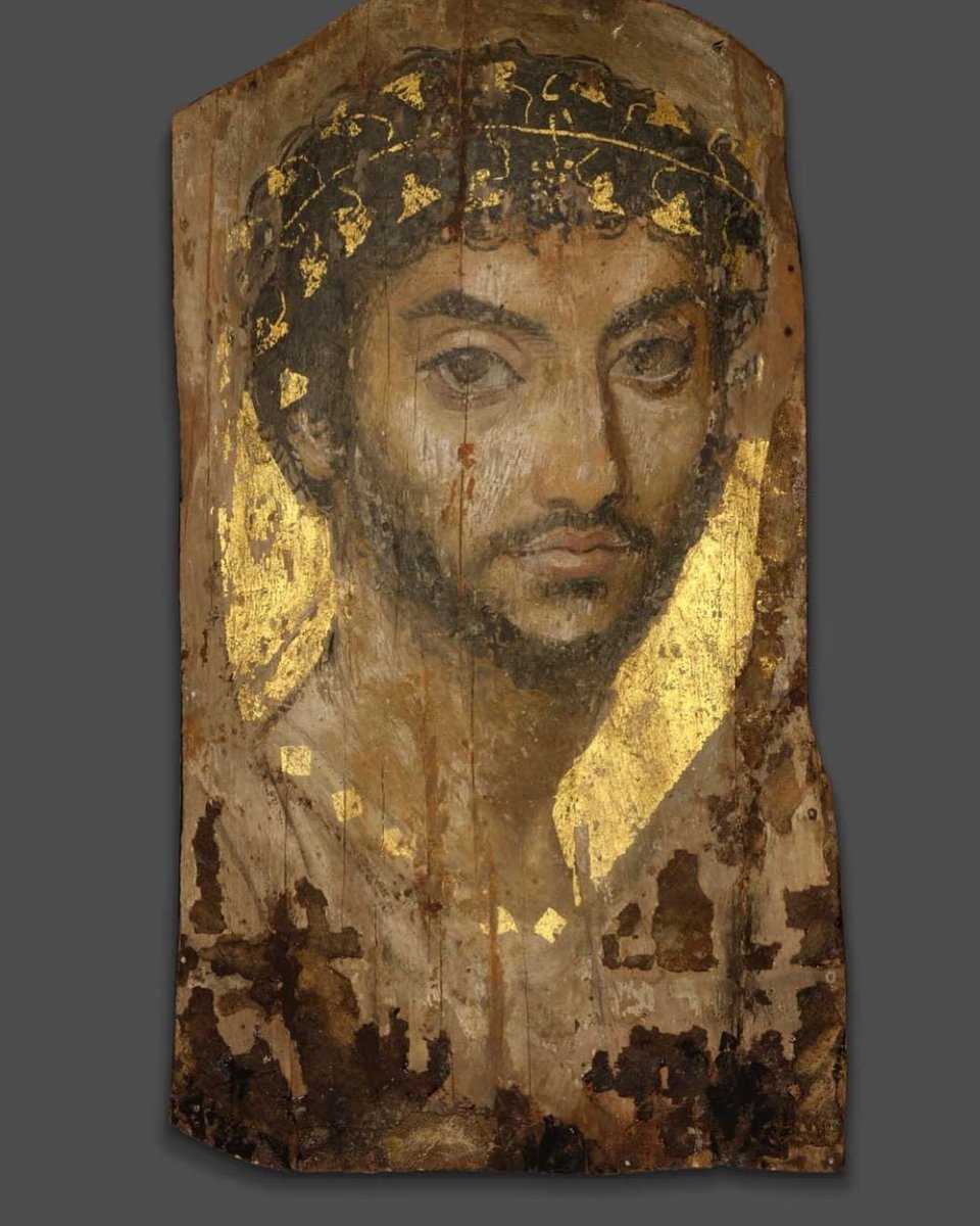 RembrandtsRoom's tweet photo. Roman portraits rarely survive because of the delicate materials used. A significant exception is a group of naturalistic portraits made in Roman ruled Egypt used for mummification. They were painted on thin wooden boards with pigments mixed with beeswax and gold. #Fayum https://t.co/MjUi1dxJus