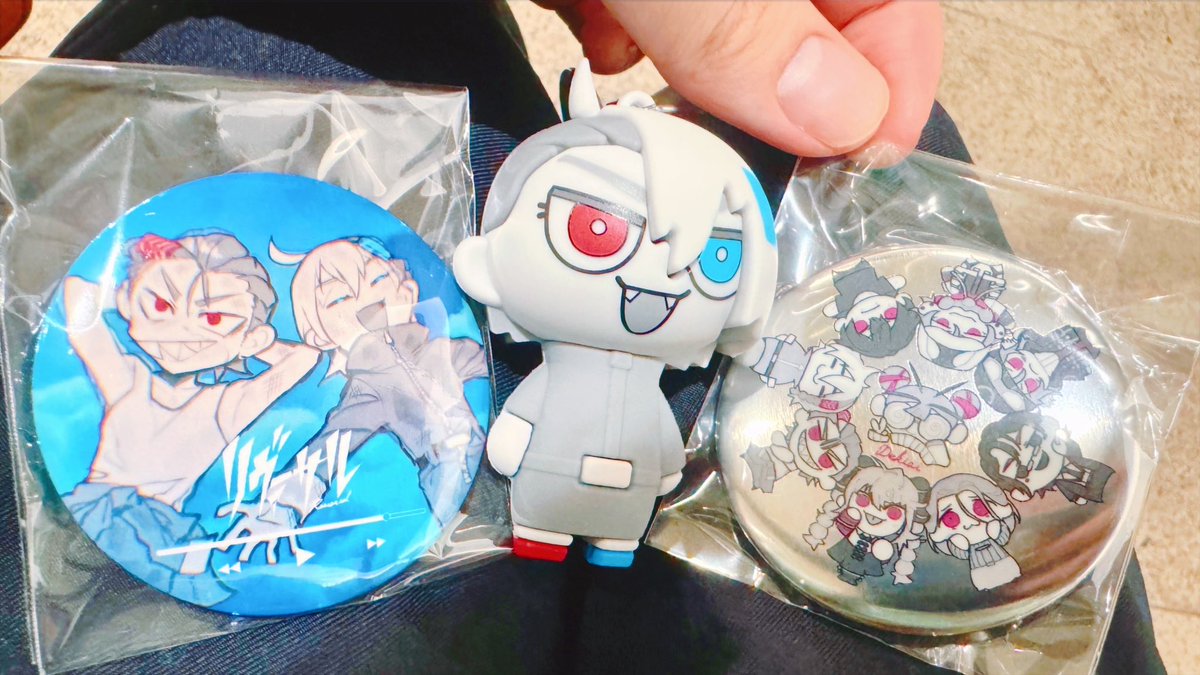 というわけでにじそ終わりにsyudouさんのライブに伺いました！缶バッジ