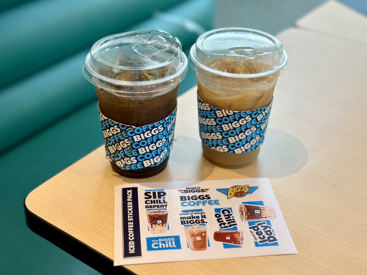 sidluna_'s tweet photo. You can now get FREE 𝗣𝗥𝗘𝗠𝗜𝗨𝗠 𝗕𝗜𝗚𝗚𝗦 𝗦𝘁𝗶𝗰𝗸𝗲𝗿 for every 2 orders of #TheBIGGSChill Coffee (must order two different flavors)
Hurry! This is available until supplies last and you can get this at all @BiggsDiner Store💙
#MakeItBIGGS #BiggsAt41 #GoBIGG https://t.co/ckvqkHanxT