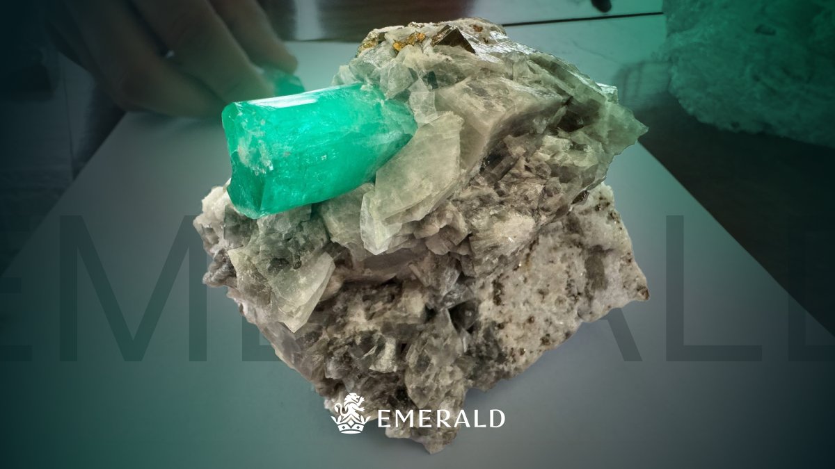 Emerald tweet media