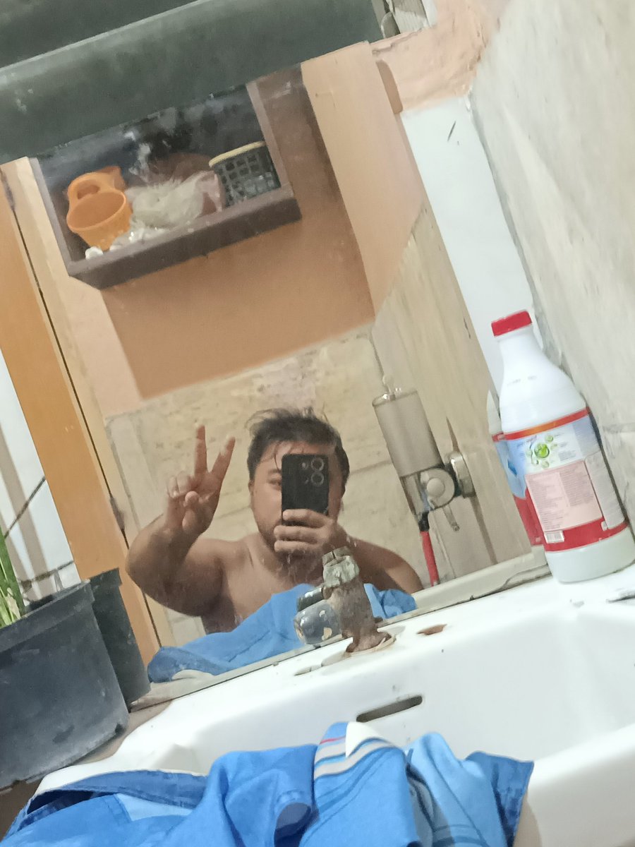 OppaJhyke's tweet photo. Sunday 😁 https://t.co/W0GbutsJ8u