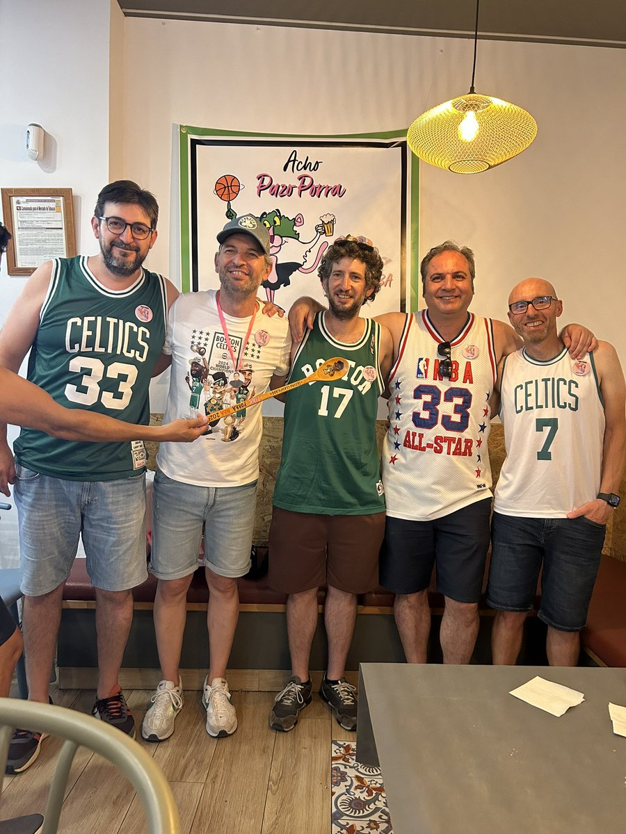 Pistolo76 tweet media