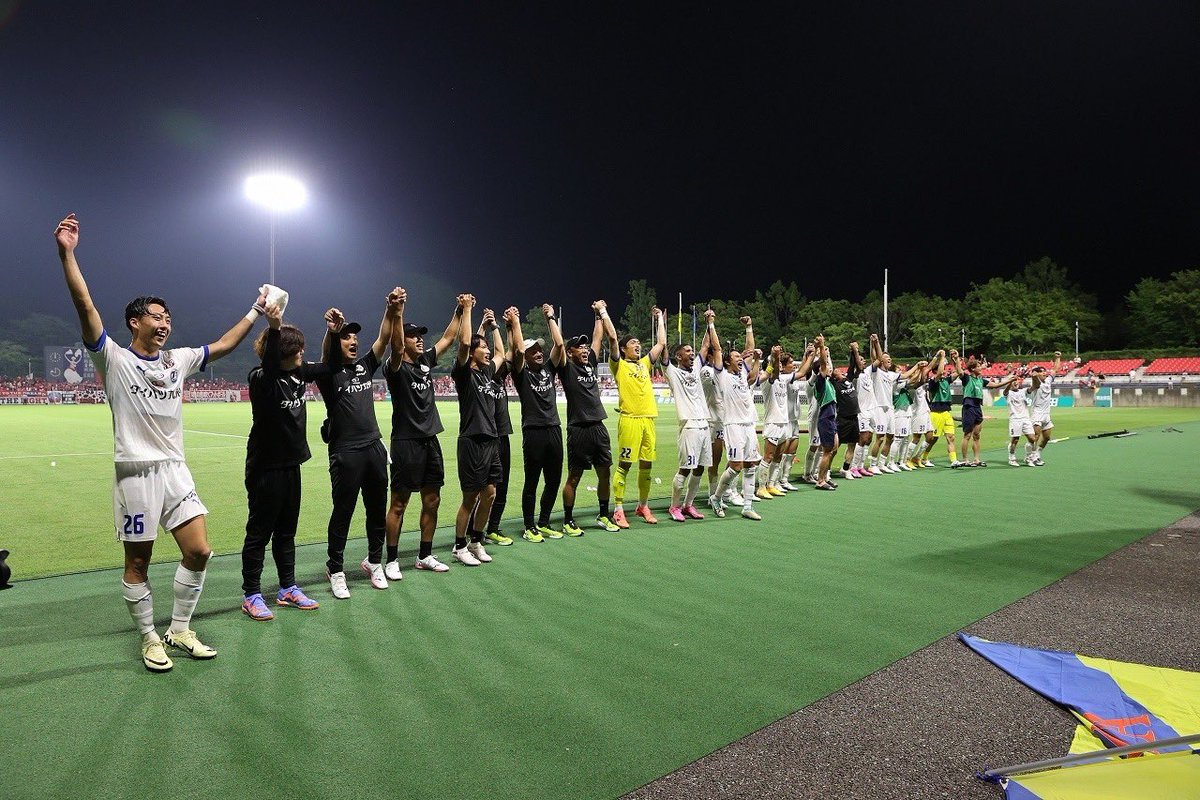 2024.07.06
vs いわきFC +3💙💛

初めての大分よりの使者最高でした！！

次は必ずホームで勝利を！
遠いアウェイの地まで沢山の応援ありがとうございました！！

 #大分トリニータ 
 #trinita 
 #吉田真那斗