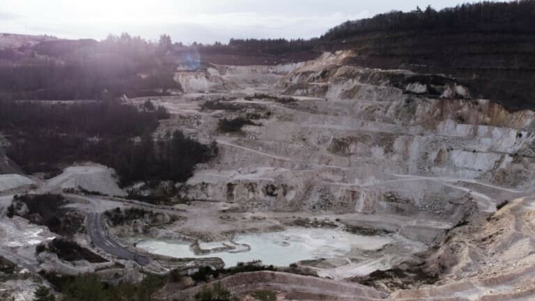 bfmbusiness's tweet photo. Mine de lithium dans l'Allier: un projet reconnu d'"intérêt national majeur"
https://t.co/Fk6hPo4RJh https://t.co/9jk9tfF9G5