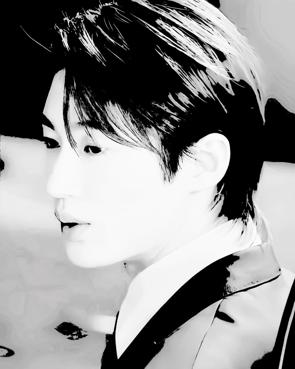 류시오 (@yvoeb) on Twitter photo 