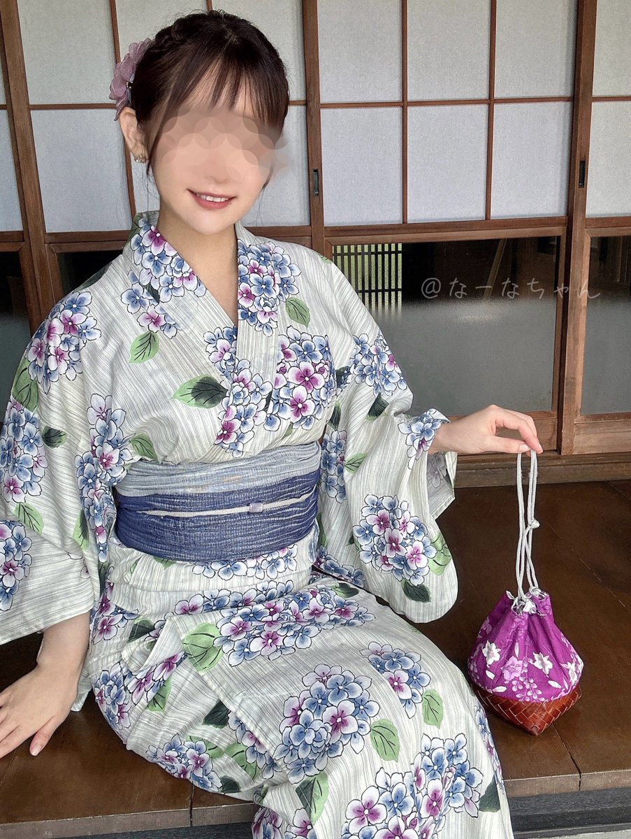 浴衣を着てみたよ👘どうかな？
お祭り一緒にいこう〜🎋✨ https://t.co/1dHN3TNDVa